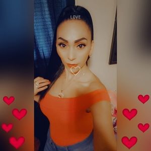 Meet your Posher, Mayra